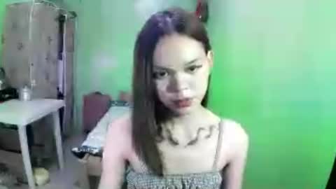 holy_maxine online show from 12, 7, 2026