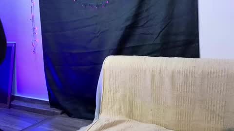 Snapshot of holy_taby_ chatting on 20, 1, 2025 online show from 20, 1, 2025