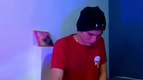 Snapshot of holy_taby_ chatting on 6, 2, 2025 online show from 6, 2, 2025