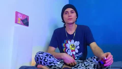 Snapshot of holy_taby_ chatting on 24, 2, 2025 online show from 24, 2, 2025