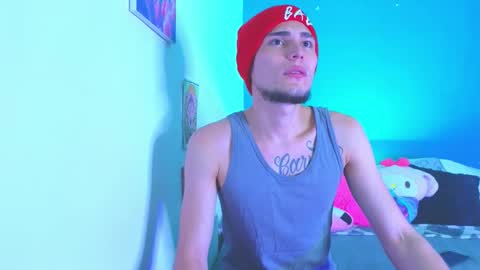 Snapshot of holy_taby_ chatting on 9, 9, 2025 online show from 9, 9, 2025