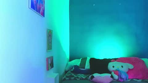 Snapshot of holy_taby_ chatting on 14, 9, 2025 online show from 14, 9, 2025