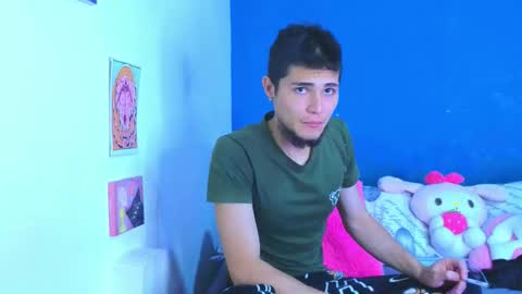 Snapshot of holy_taby_ chatting on 21, 10, 2025 online show from 21, 10, 2025