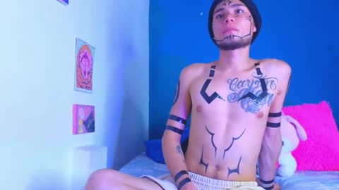 Snapshot of holy_taby_ chatting on 2, 11, 2025 online show from 2, 11, 2025