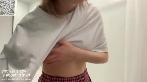 dori not holy get my tg channel with link from description under last photo online show from 9, 2, 2025