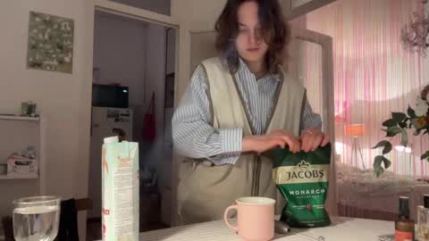 dori not holy get my tg channel with link from description under last photo online show from 8, 3, 2025