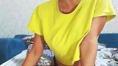 HolyJulie online show from 25, 11, 2025