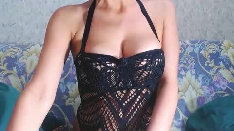 HolyJulie online show from 31, 1, 2026