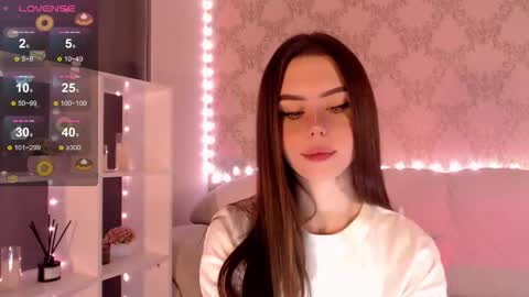Snapshot of holymiax chatting on 2, 10, 2025 Mia online show from 2, 10, 2025