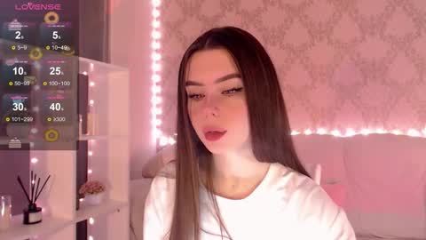 Snapshot of holymiax chatting on 12, 10, 2025 Mia online show from 12, 10, 2025