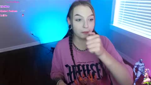 Snapshot of holyweed420 chatting on 25, 6, 2026 Viktoria online show from 25, 6, 2026