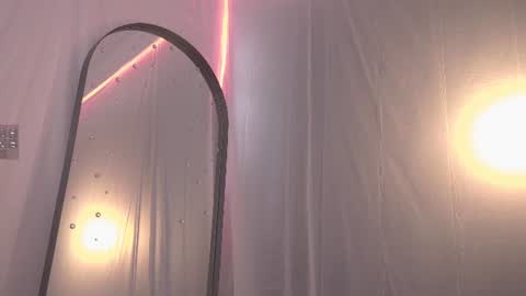 Snapshot of honeeeey_ chatting on 15, 7, 2026 honeeeey_ online show from 15, 7, 2026