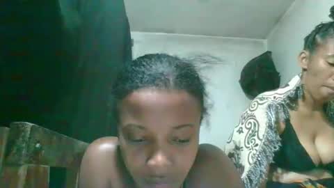 Snapshot of honeria98 chatting on 14, 3, 2026 honeria98 online show from 14, 3, 2026