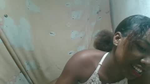 Snapshot of honeria98 chatting on 22, 5, 2026 honeria98 online show from 22, 5, 2026