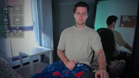 Snapshot of honestandrew chatting on 28, 10, 2025 Andrew online show from 28, 10, 2025