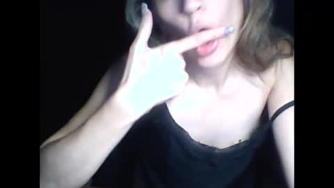 honey0bunny35 online show from 15, 1, 2025