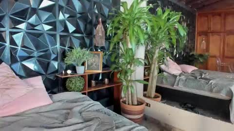 honey  monroe online show from 20, 11, 2025