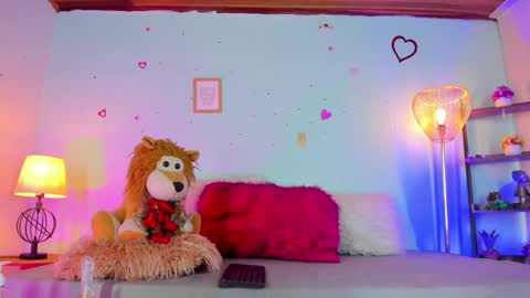 Snapshot of honey_fox01 chatting on 29, 12, 2024 HONEY online show from 29, 12, 2024