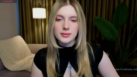 Lina online show from 10, 4, 2026