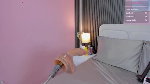 honey_sofii_ online show from 29, 10, 2025