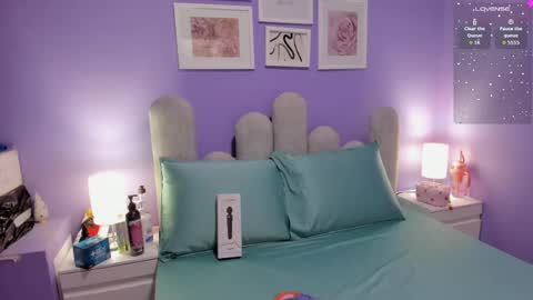 Snapshot of honey_sofii_ chatting on 20, 5, 2026 honey_sofii_ online show from 20, 5, 2026