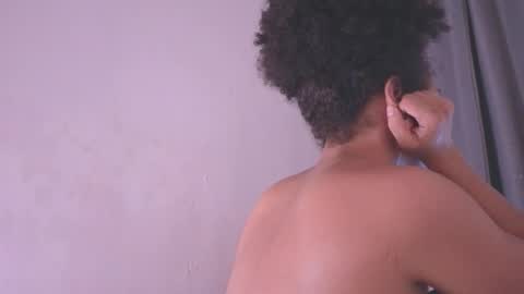 Honey-Sweett online show from 7, 2, 2026