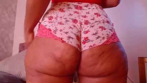 Snapshot of honey_sweet8 chatting on 3, 7, 2026 Honey-Sweett online show from 3, 7, 2026