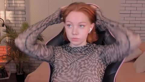 honeyautumn online show from 15, 12, 2024