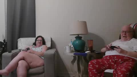 Snapshot of honeybuns344636 chatting on 31, 1, 2025 Honey online show from 31, 1, 2025