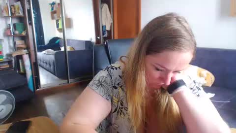 HoneydewMolly online show from 9, 7, 2026
