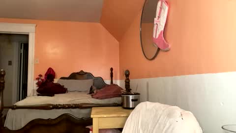 HoneyDrippinBunny online show from 8, 3, 2026