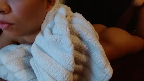 honeygoldenbaddie24 online show from 30, 11, 2025