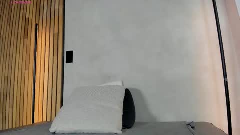 Sofia independent model online show from 14, 1, 2026