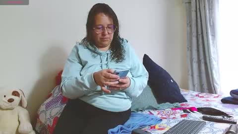 Snapshot of honeyhotpaty chatting on 2, 3, 2025 sofia online show from 2, 3, 2025