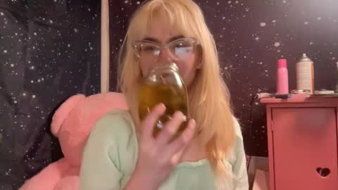 Snapshot of honeyxlimbed chatting on 14, 12, 2024 Emi Rose online show from 14, 12, 2024