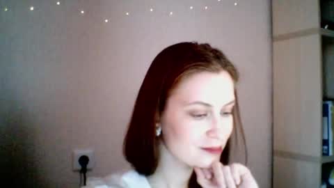 honeyy_bun online show from 23, 4, 2026