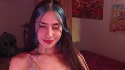 Snapshot of honeyypeaach chatting on 12, 12, 2024    online show from 12, 12, 2024