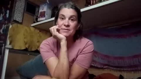 Snapshot of hoodoou chatting on 19, 5, 2026 hoodoou online show from 19, 5, 2026