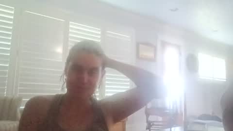 Snapshot of hoodoou chatting on 2, 8, 2026 hoodoou online show from 2, 8, 2026