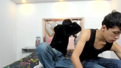 Snapshot of hoot_booys_ chatting on 5, 11, 2025 hoot_booys_ online show from 5, 11, 2025