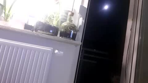 Snapshot of horneycumslutsucker chatting on 1, 3, 2026 horneycumslutsucker online show from 1, 3, 2026