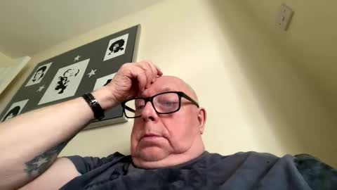 Cum suck Me off online show from 1, 4, 2026