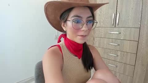 horny_adiction online show from 31, 10, 2025