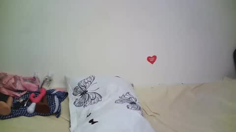 Snapshot of horny_cutiey chatting on 20, 4, 2026 cutiey online show from 20, 4, 2026