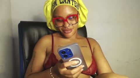 horny_ebonygirl_ online show from 29, 3, 2026