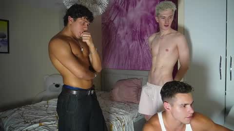 Extaz Athrey Howard online show from 22, 3, 2026