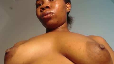 Snapshot of horny_iris chatting on 19, 4, 2026 Iris online show from 19, 4, 2026