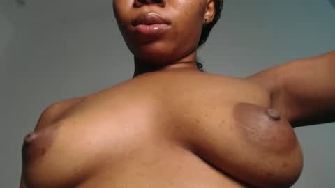 Snapshot of horny_iris chatting on 1, 5, 2026 Iris online show from 1, 5, 2026