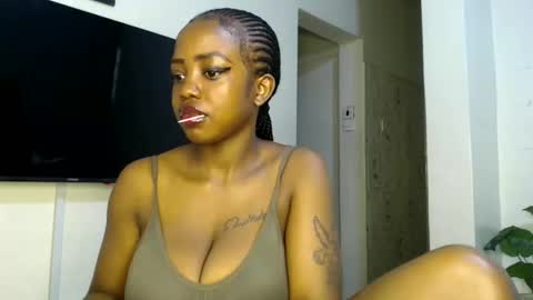 Snapshot of horny_princcess chatting on 16, 12, 2024 horny_princcess online show from 16, 12, 2024