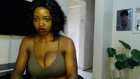 Snapshot of horny_princcess chatting on 24, 1, 2025 horny_princcess online show from 24, 1, 2025